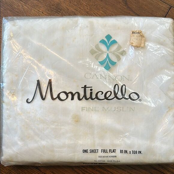 Vintage new in packaging Cannon white Monticello Fine Muslin Full Flat Sheet - Picture 1 of 6